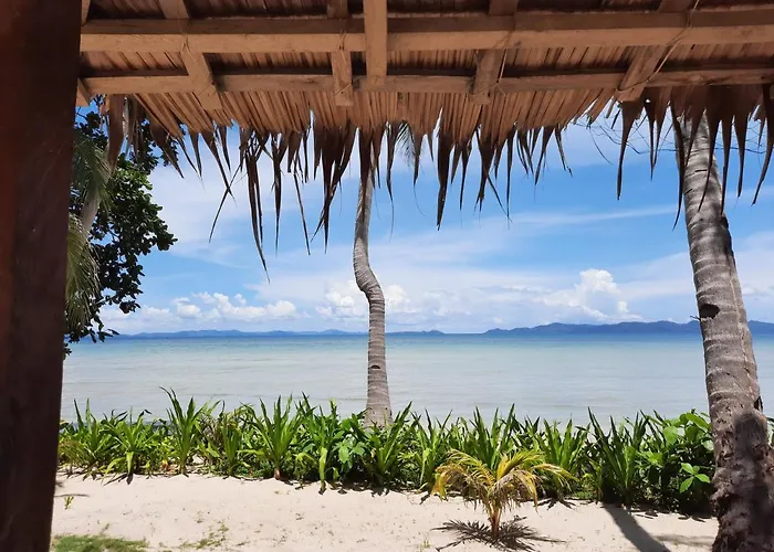 Eastwind Beach Club- El Nido